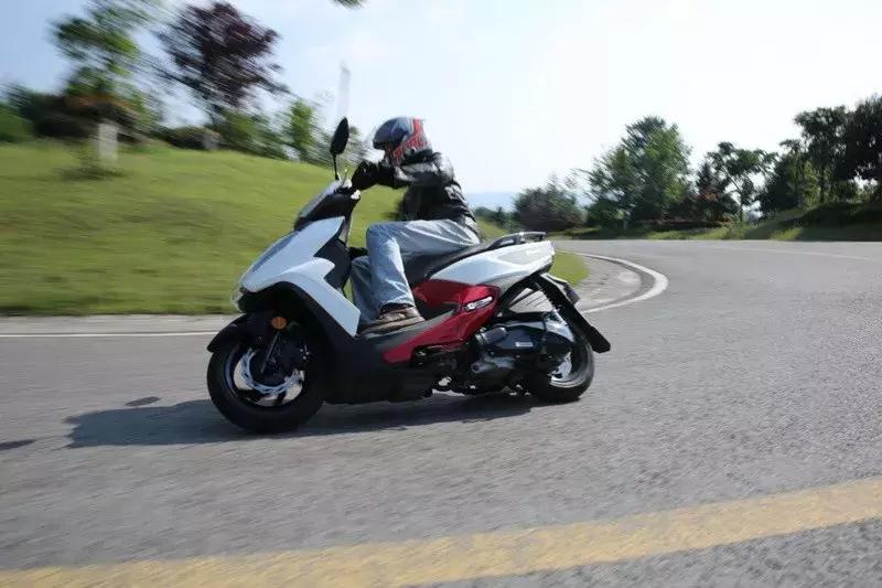 三阳fnx踏板摩托车全系列,三阳最新款150踏板摩托车测试