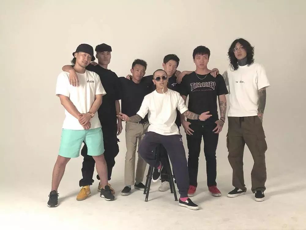 滑板人与普通人,滑板人的生活现状