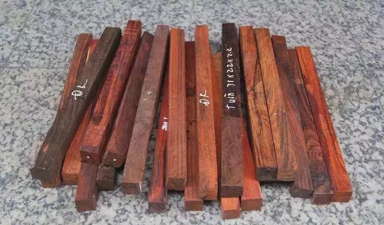 红木一般是什么木头,红木是什么材质的木头