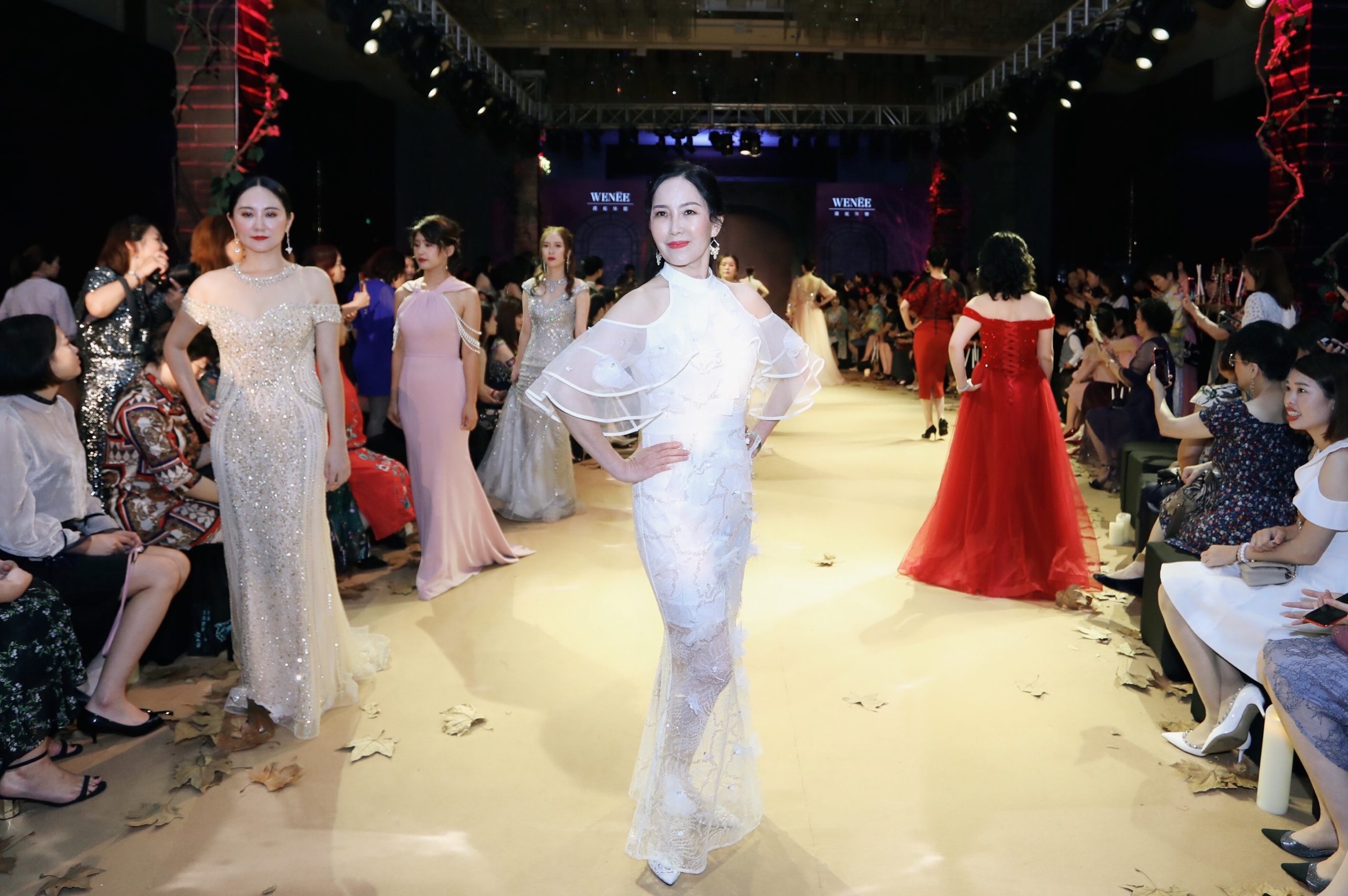 薇妮高定体雕秀,薇妮体雕珠海