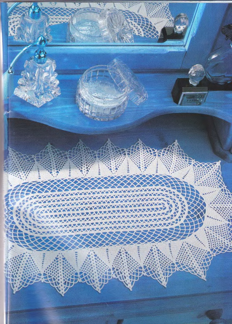 有漂亮的台布钩针图解吗,钩针编织桌布盖巾教程