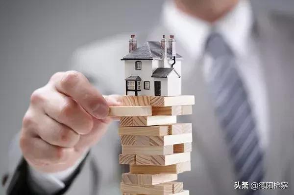 “辉煌”的反转人生：拼搏30多年官至副厅，贪污受贿800余万“铁窗泪”