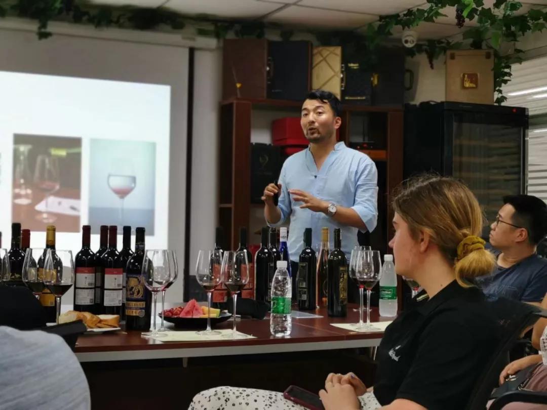 世界葡萄品种最甜十大排名榜,世界十大葡萄酒葡萄品种介绍