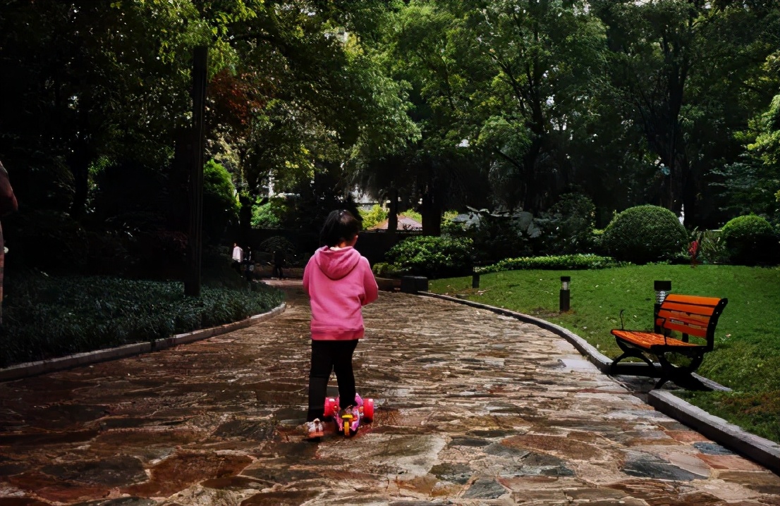 洗澡时发现左大腿包块四个月的女儿成为科室最小的患癌儿童