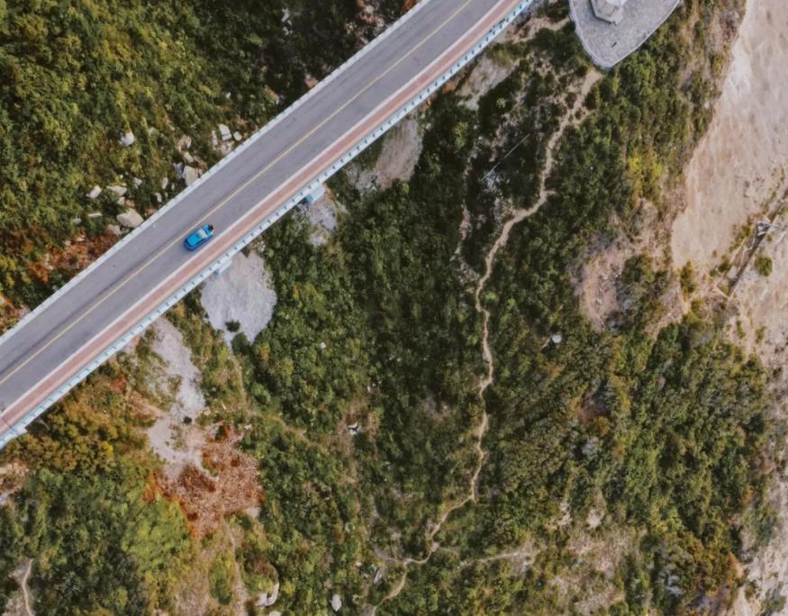 比普吉岛少的岛,比巴厘岛好玩的岛