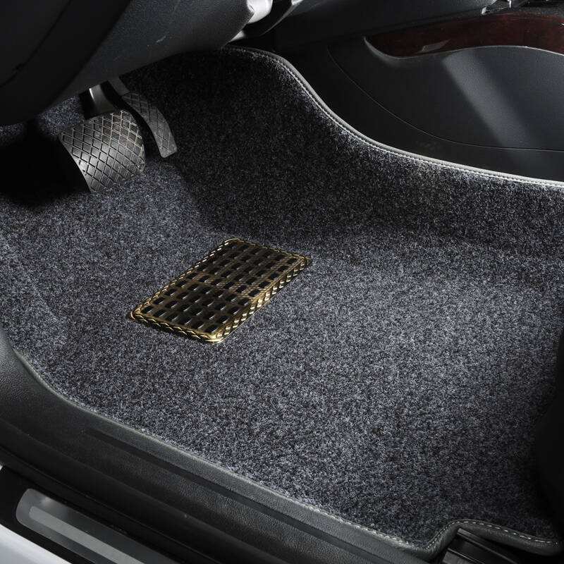 为什么很多车用原装脚垫,为什么要选择合适爱车的脚垫