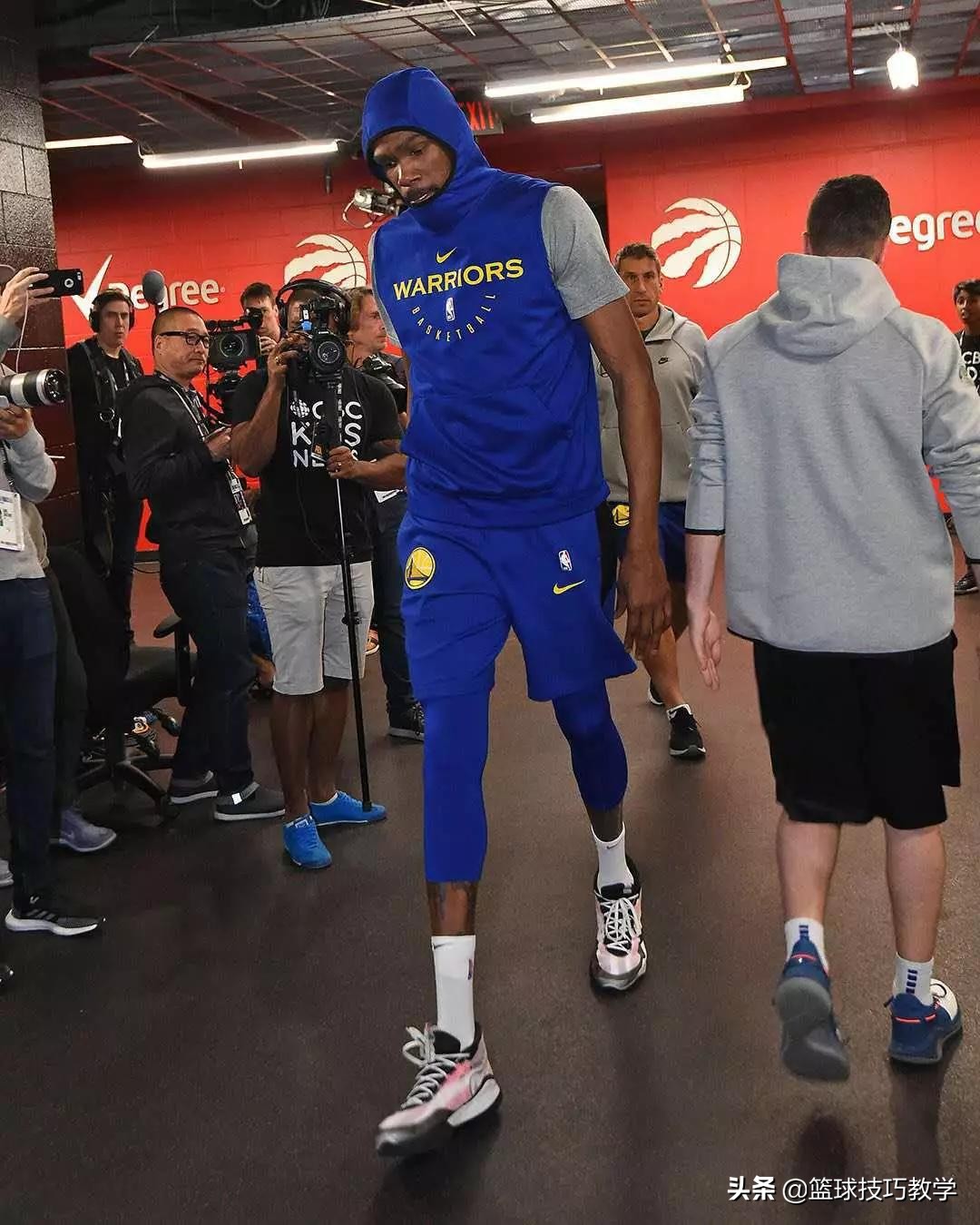 聊聊杜兰特和麦迪,杜兰特最新上脚球鞋