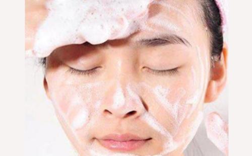 背部毛孔堵塞疏通小窍门,毛孔堵塞疏通小窍门