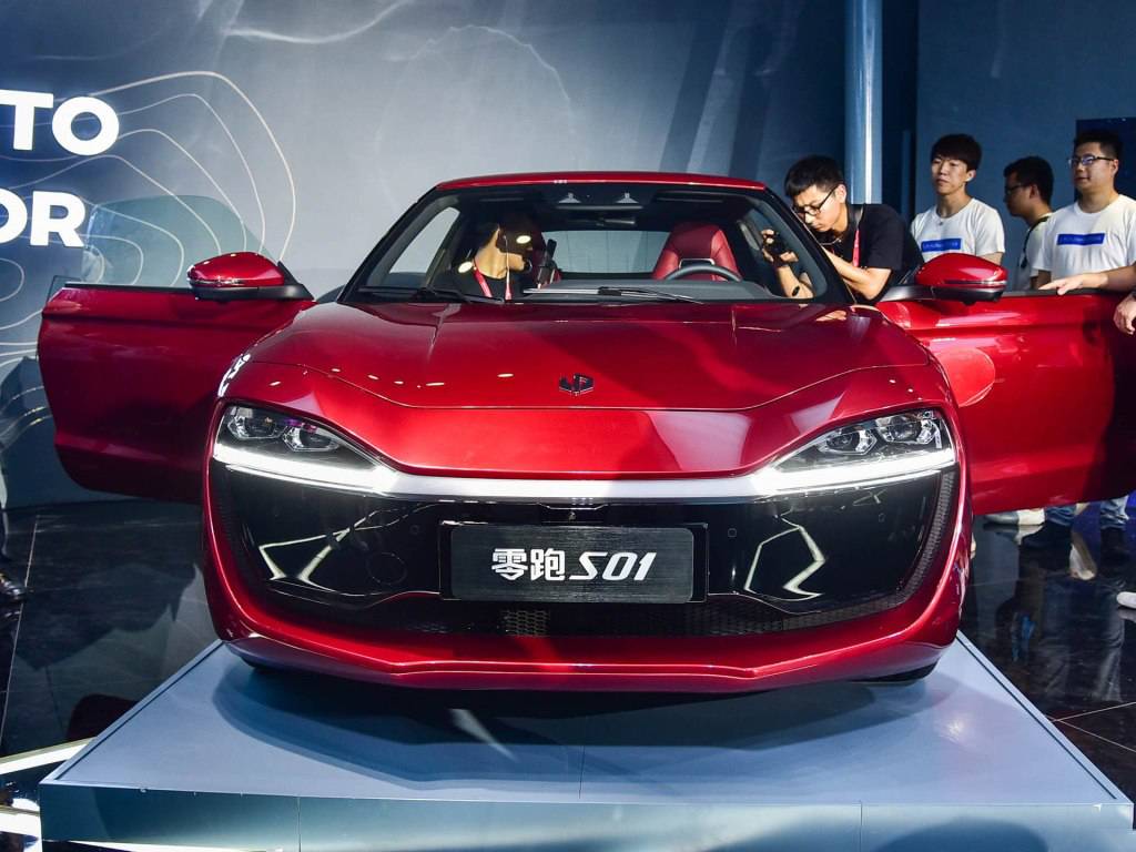 零跑s01轿跑车型中的悍将,颜值不输百万跑车的零跑s01