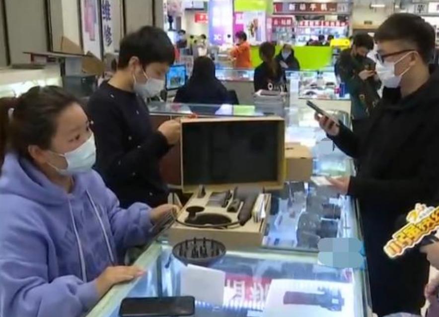 1500元的戴森吹风机肯定是假的么,戴森吹风机包装假冒最新事件