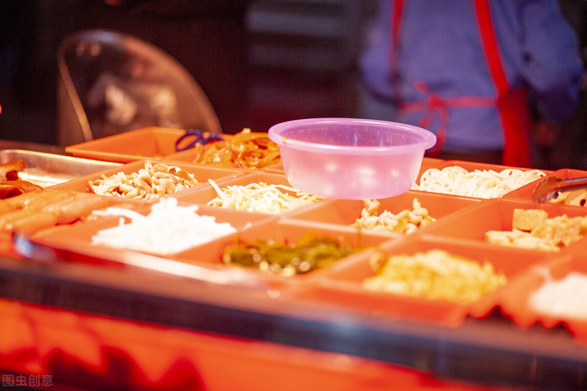 摇钱树餐饮管理公司让哈尔滨啤酒城多了一道下酒菜博海捞汁小海鲜