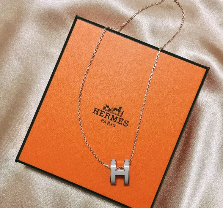 爱马仕品牌设计理念,爱马仕的品牌定位策略