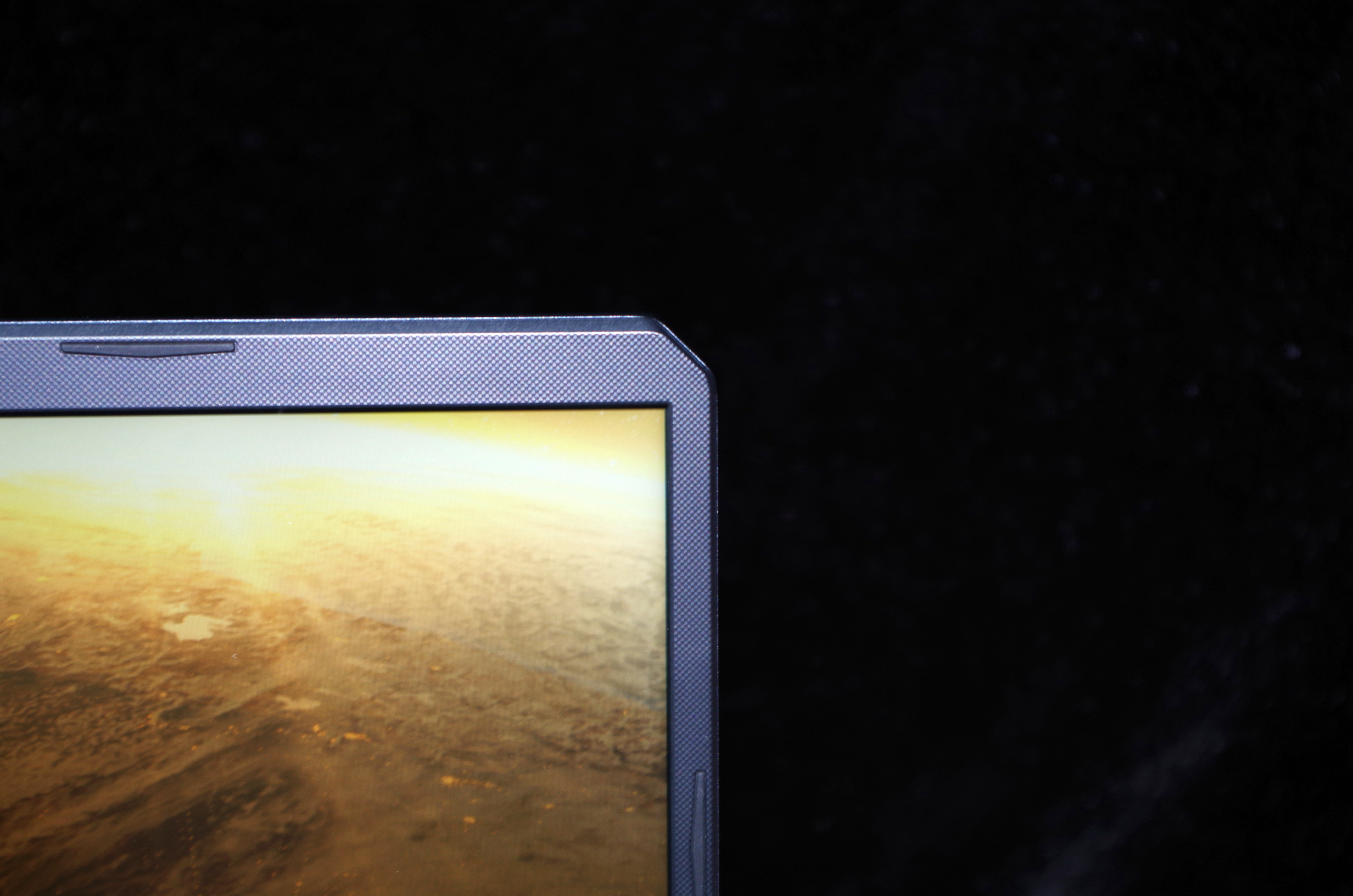 华硕飞行堡垒7怎么进入bios,华硕飞行堡垒7能加装机械硬盘吗