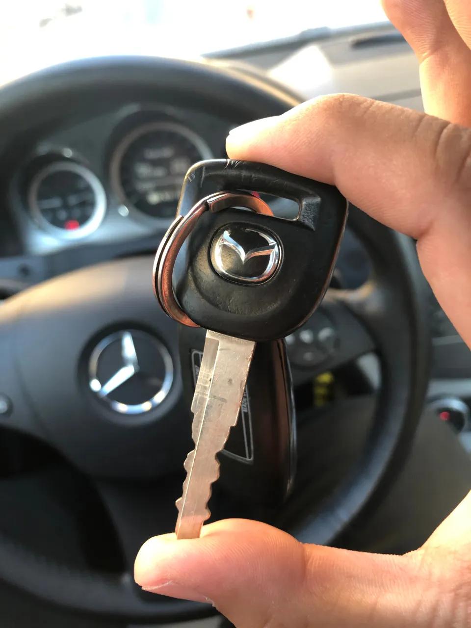 刚毕业买马自达3,大学生3万元车