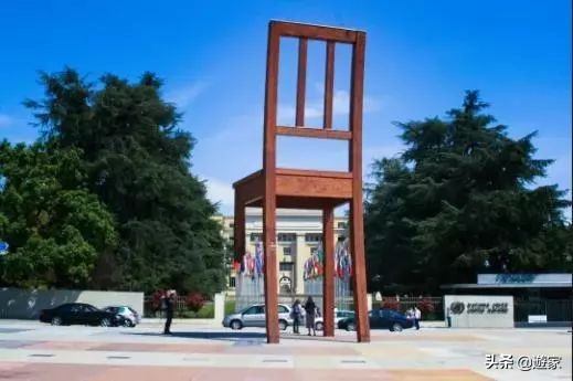 瑞士人竟然这么爱喝,拥有是世界遗产的葡萄园,作业还在靠手工