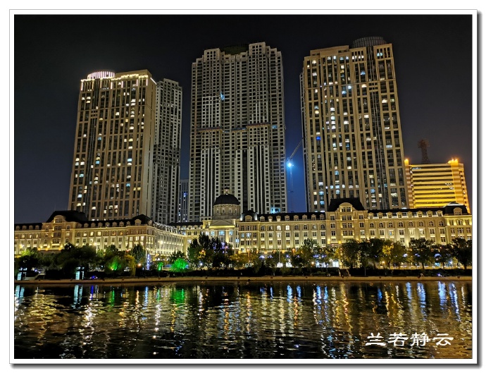 夜幕下的天津海河，美爆了