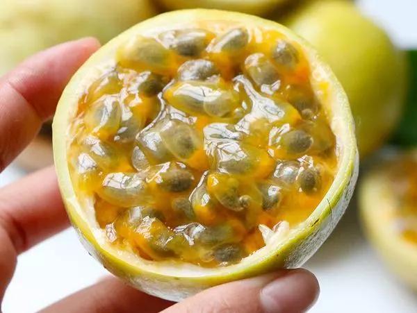 时令水果清甜可口,应季水果清甜可口软滑多汁