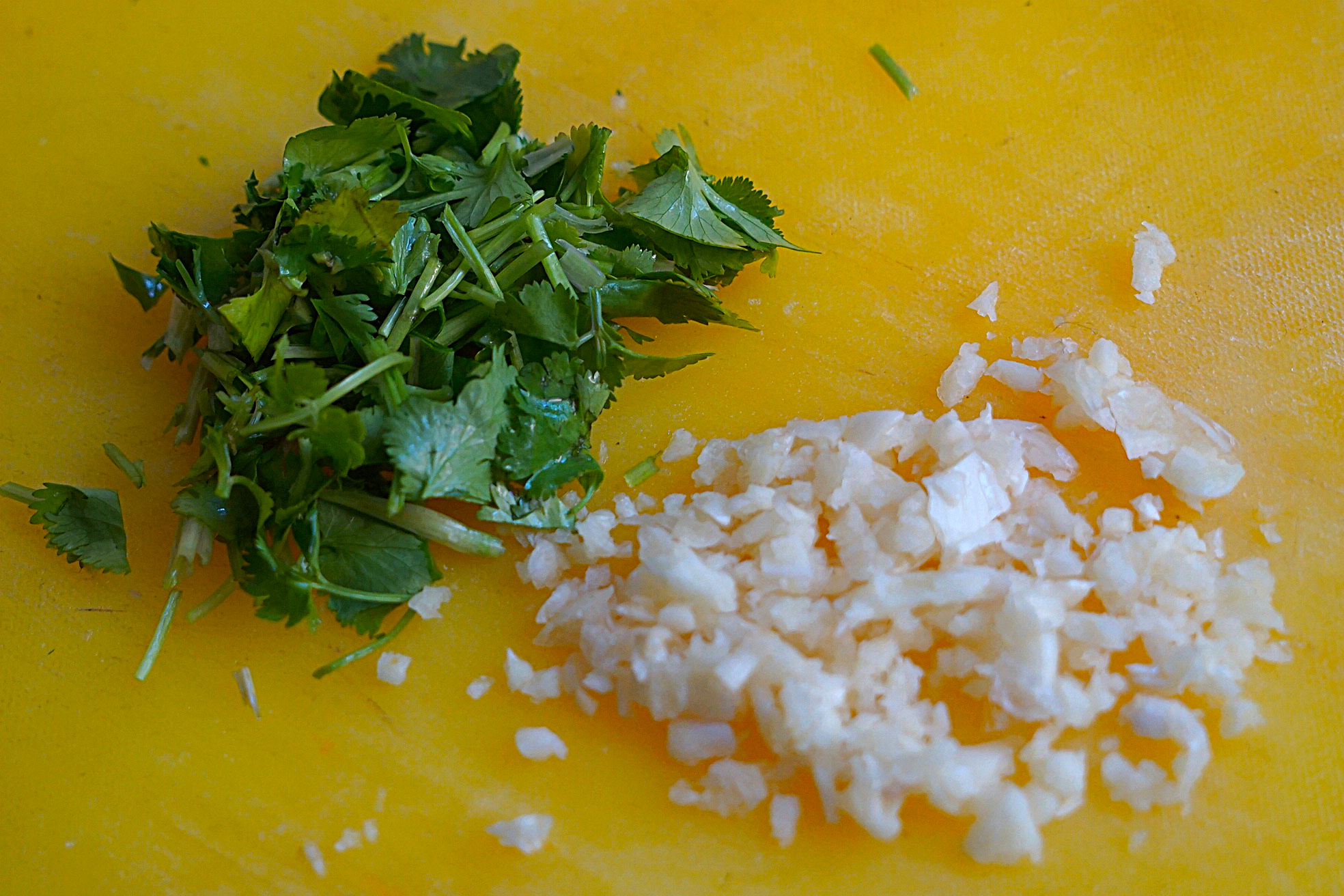 清凉爽口的凉皮怎么做好吃,凉皮凉拌菜的做法大全