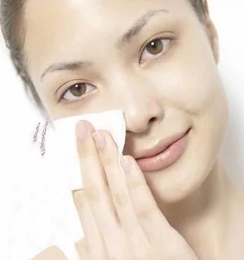 为什么护肤品用得越多皮肤越差,为什么护肤品越用越干