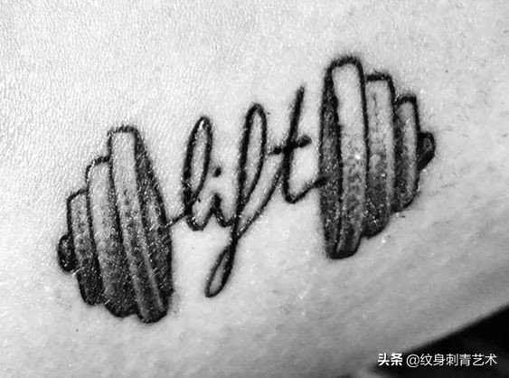刚洗了纹身要注意什么好,洗完纹身注意事项和禁忌