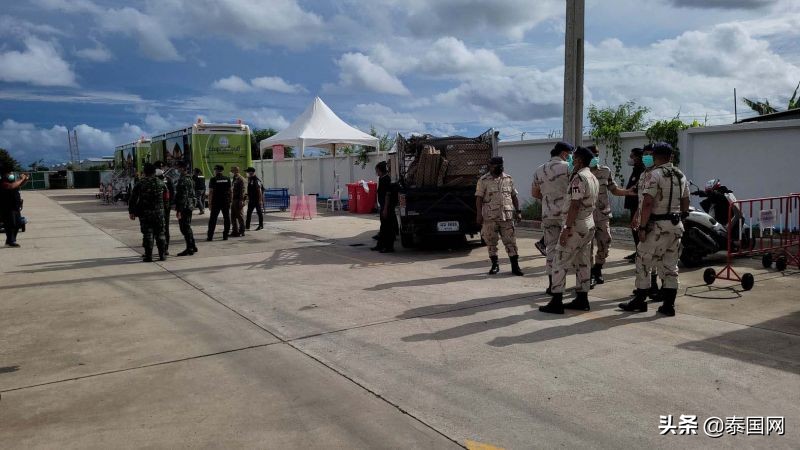 泰国方舱医院男女患者聚众淫乱遭举报官员：他们只是盖被子纯聊天