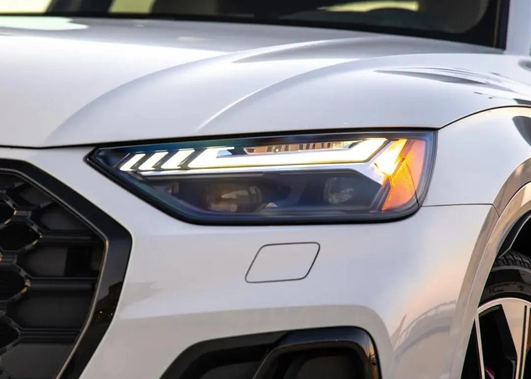 q5最快几秒破百,6.2秒破百奥迪q8