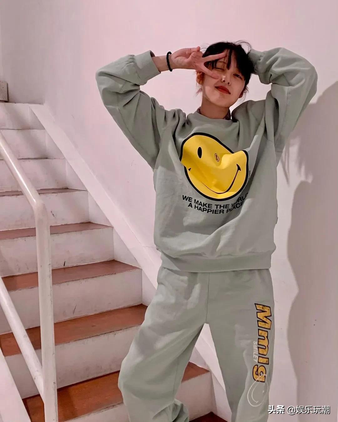 赵露思撞脸小女孩,赵露思撞脸鞠婧祎