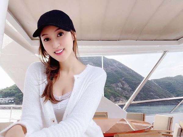 tvb女星遭婚变,49岁前tvb花旦被指婚变