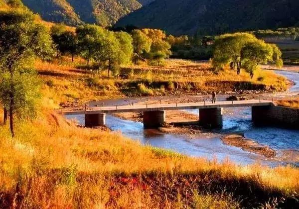 河北最牛的1个城市，承包了大半个中国的美