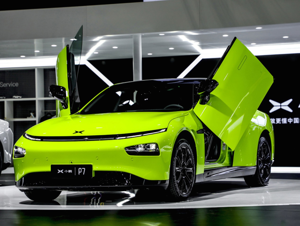 蔚小理几年销量对比,蔚小理竞争大不大