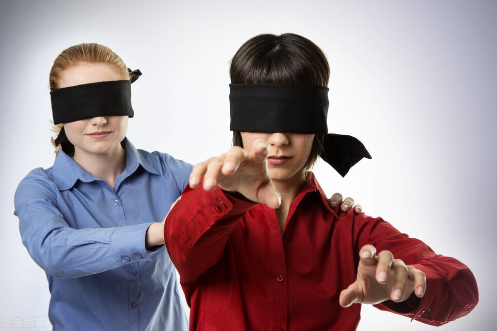 “盲人掌灯”还要走多远？——试论我国教育的本土化问题