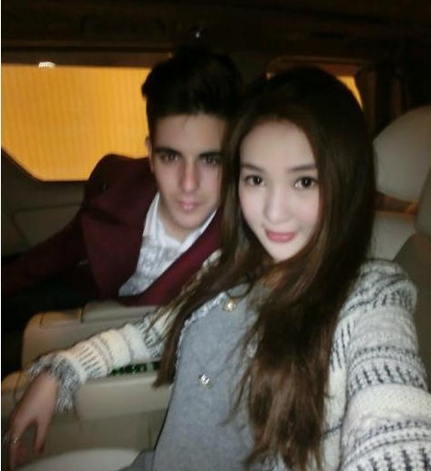 网红鼻祖郭美美：开豪车、认干爹、入狱5年，她真的悔过自新了？