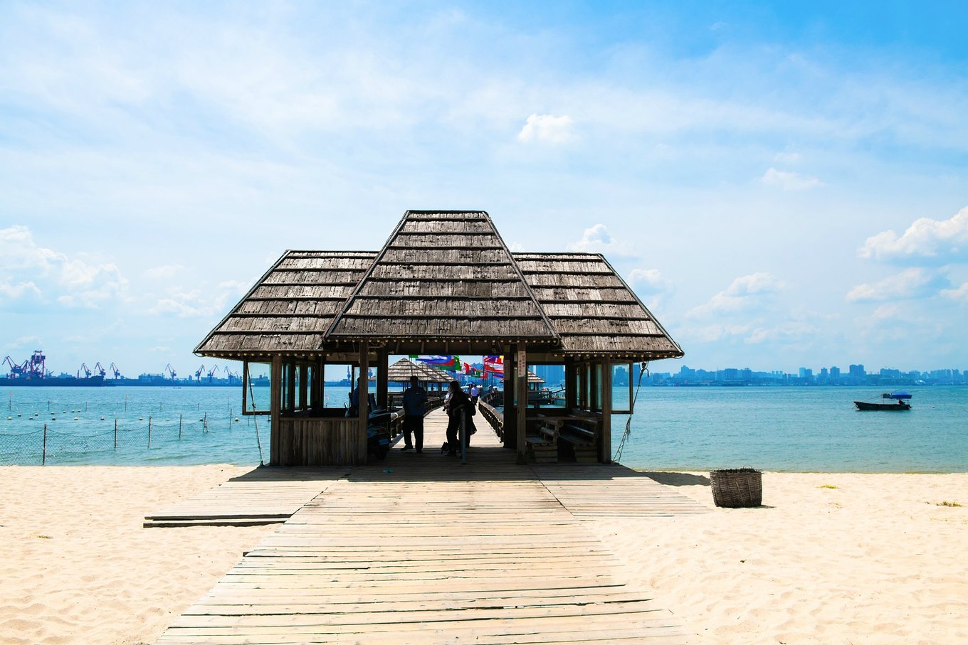 何必去国外！广东此海岛四季如春，风景堪比马尔代夫，人少物价低