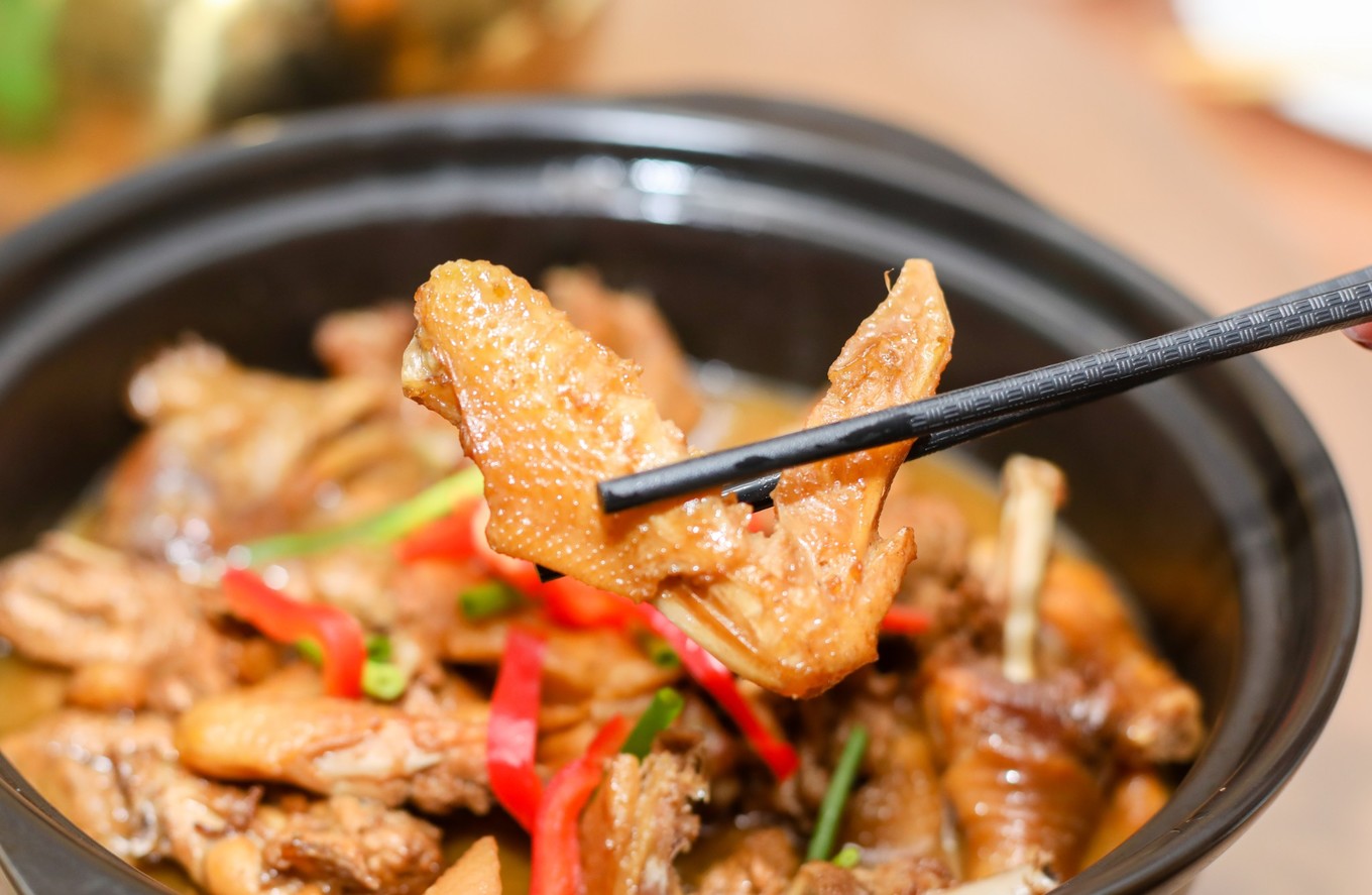 桐庐山湾湾漂流门票多少,桐庐山湾湾漂流景区在什么地方