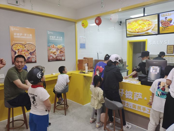 披萨店选址最佳位置,开家披萨店可以开在小学门口吗