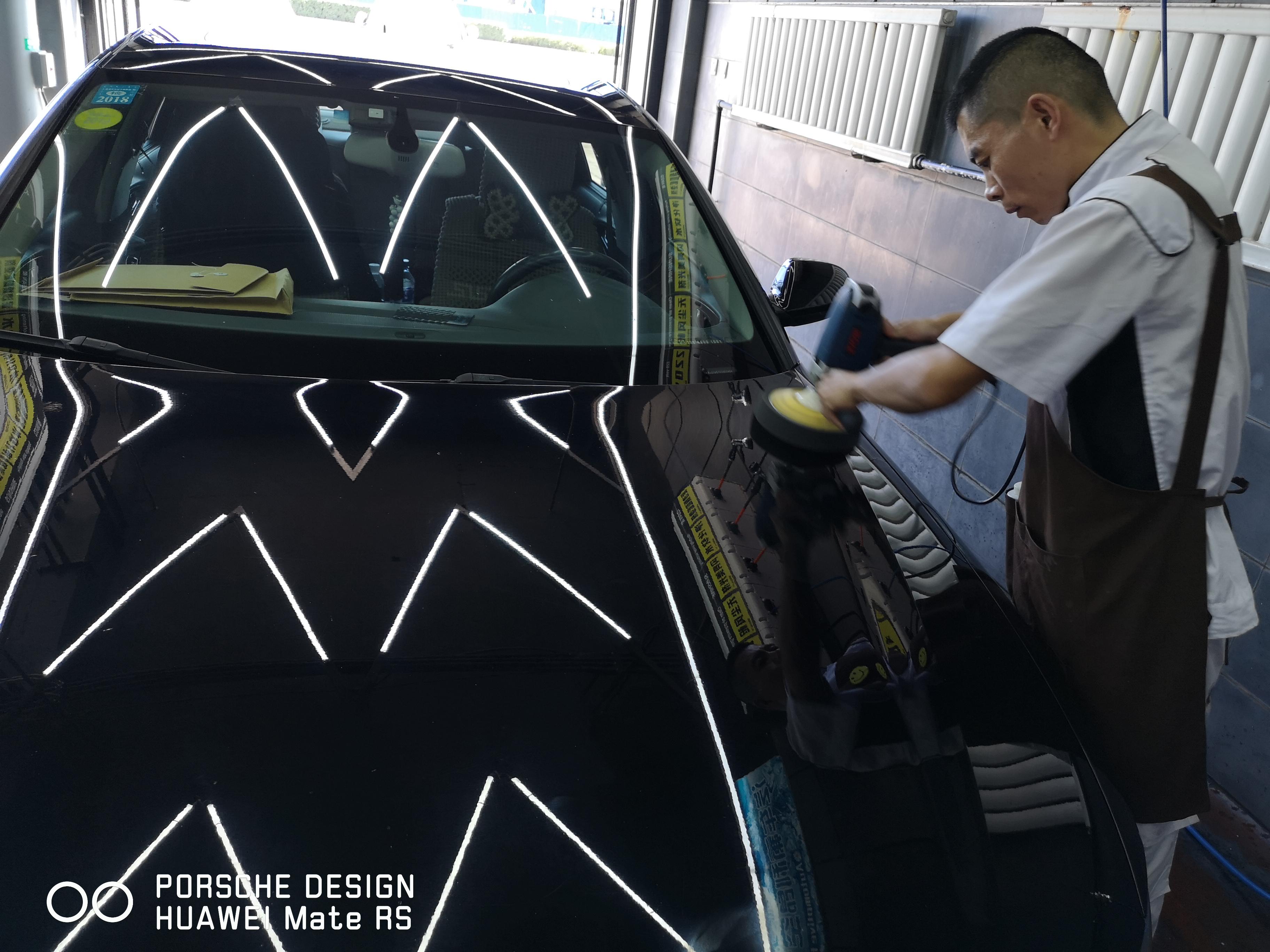 汽车打蜡跟镀膜有啥区别,打蜡镀膜和打蜡哪个更靠谱