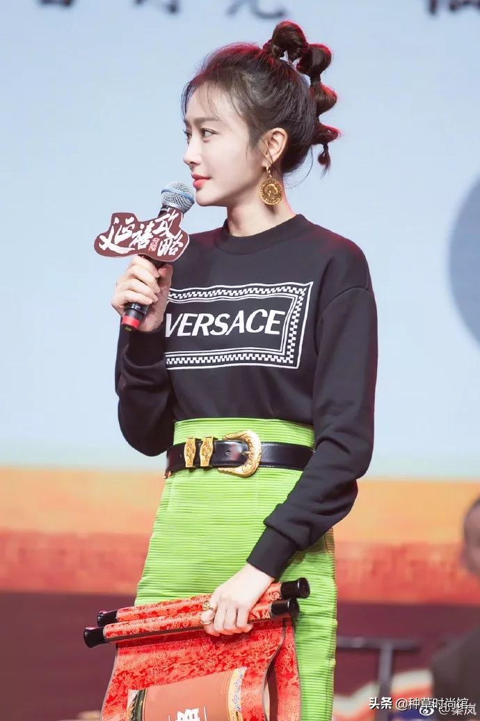 花瓣丸子头学生党蓬松,古风丸子头前额花瓣头饰