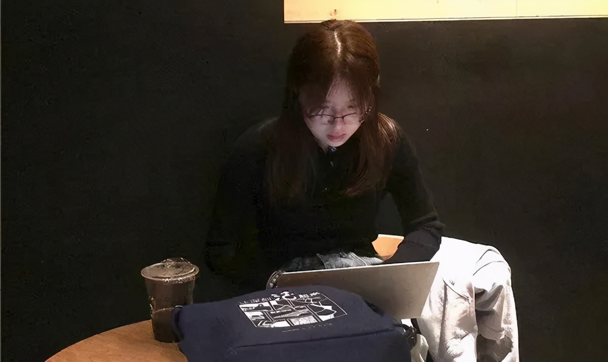 难！多伦多大学女留学生：回国开漫游上网课、考试抓狂