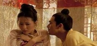 变态少年皇帝,霸占了亲姑姑,姑父大怒:不灭你枉为男人