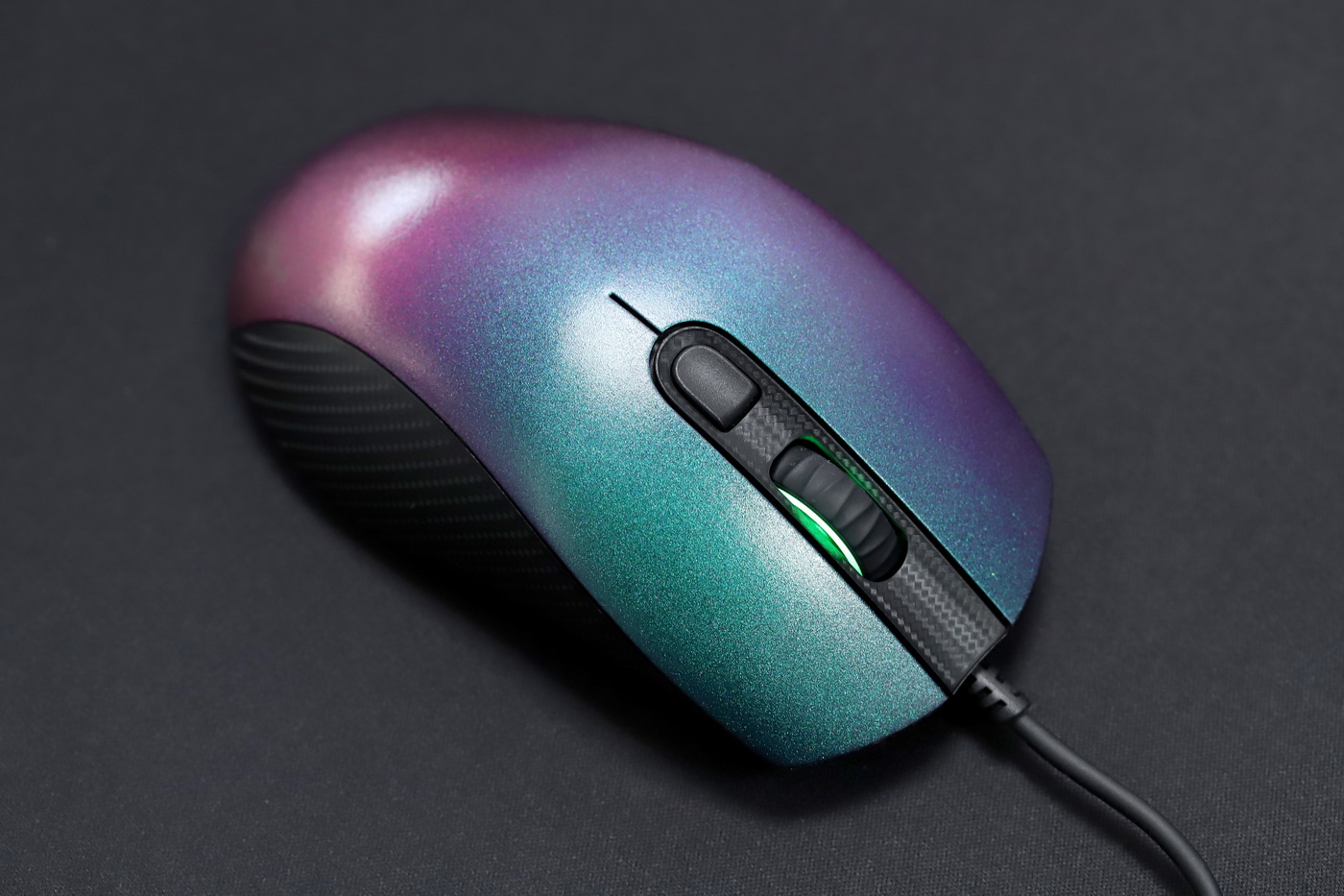 生物转色+轻量化,QPAD推出DX-30E碳贝版电竞鼠标