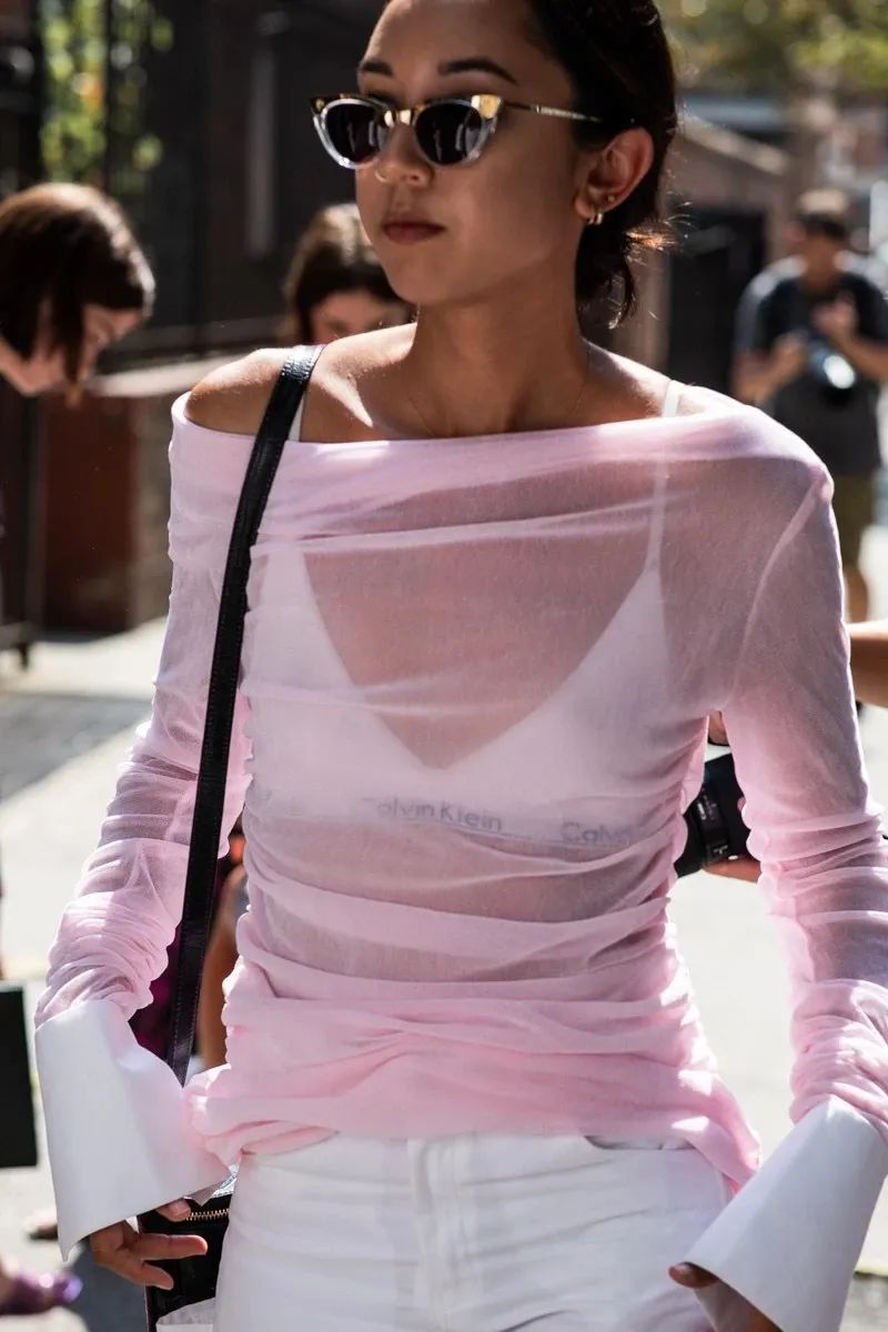 夏季最适合穿的防晒衣,夏天穿防晒衣太热怎么办