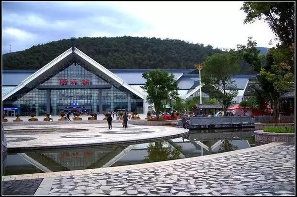 丽江旅游交通攻略路线地图,丽江应该选择怎样出行