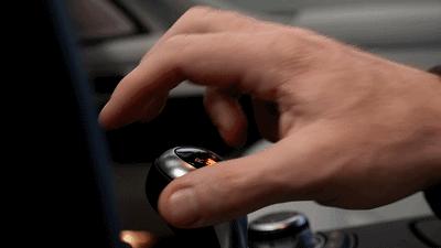 宝马x330i弹射起步,宝马汽车弹射起步技术