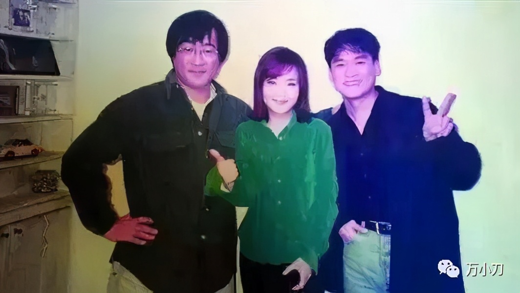 浜湀鏍兼牸鎰熸儏鐖嗘枡,浜湀鑱斿Щ缁椈涓嶆柇