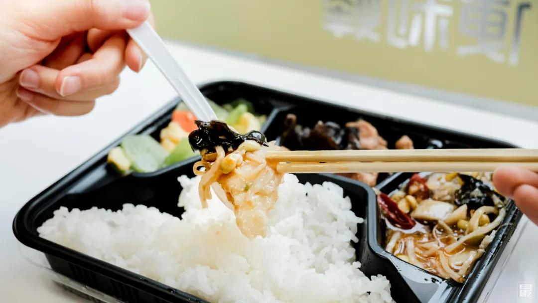 便利蜂50元能买什么吃的,50元在苏州可以吃多少美食