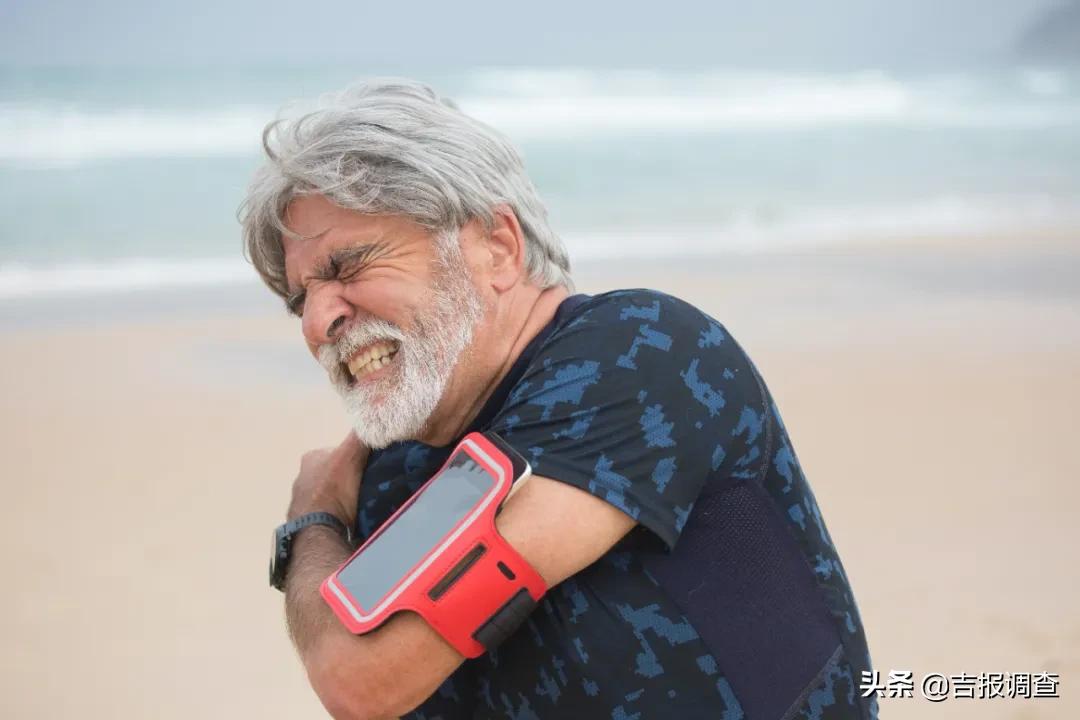 颈肩疼痛是什么原因中医,肩膀脖子发沉疼怎么回事怎么治疗