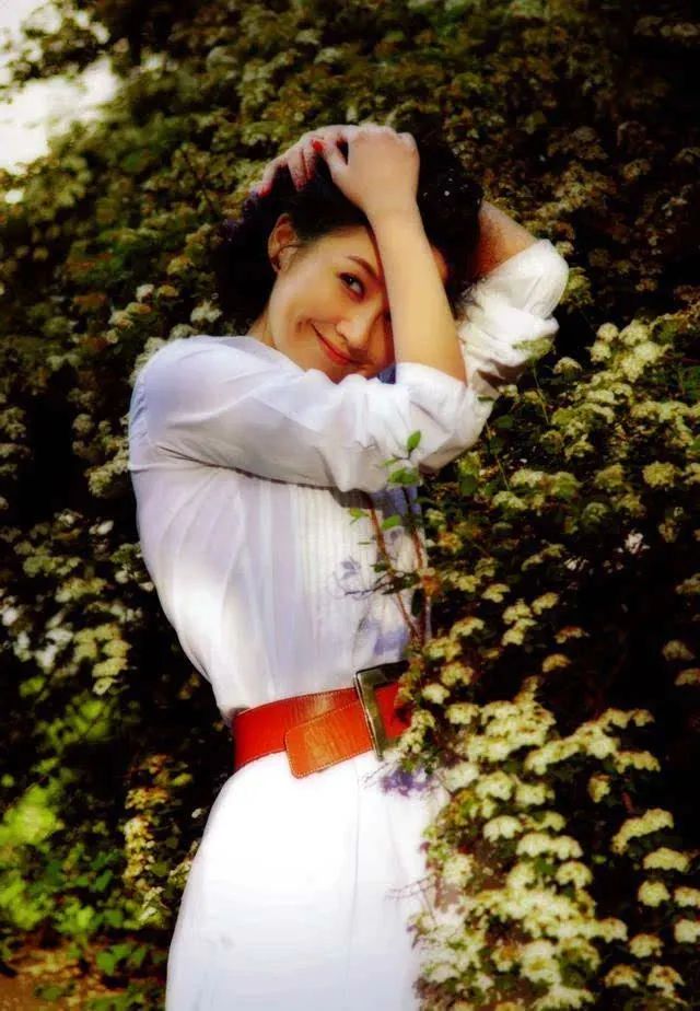 许晴52岁少女感十足,许晴52岁像25岁