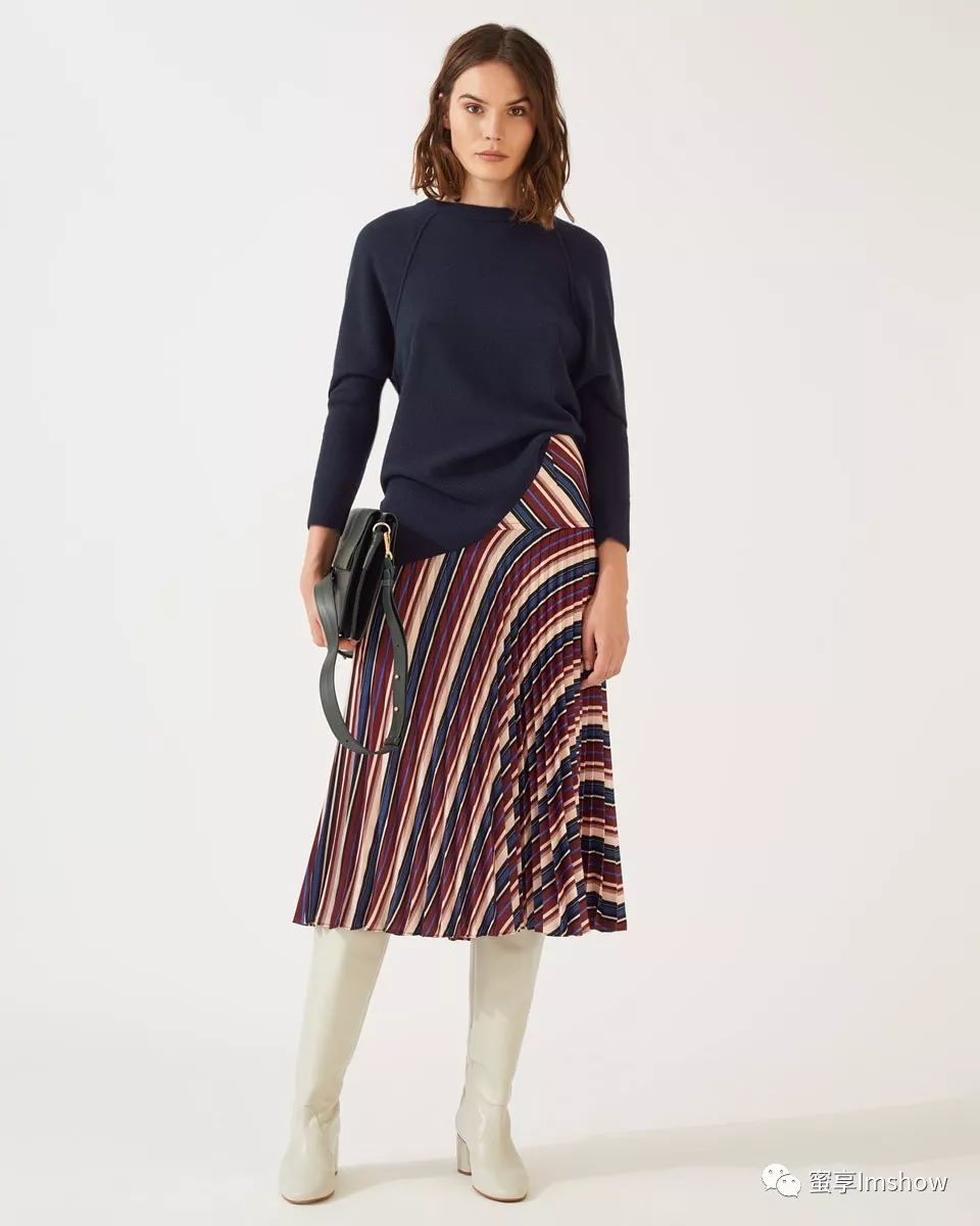 梅根王妃经典服装品牌,梅根王妃连衣裙品牌