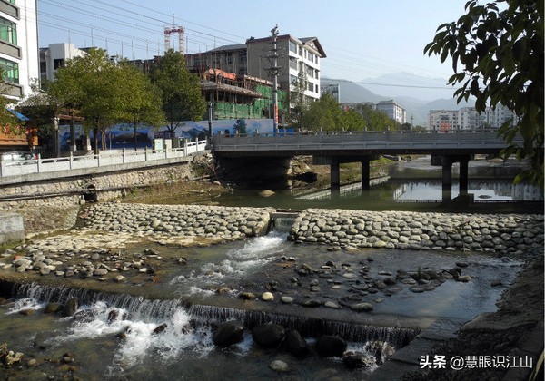万人泡温泉吉尼斯纪录,宜春温汤泡脚的地方