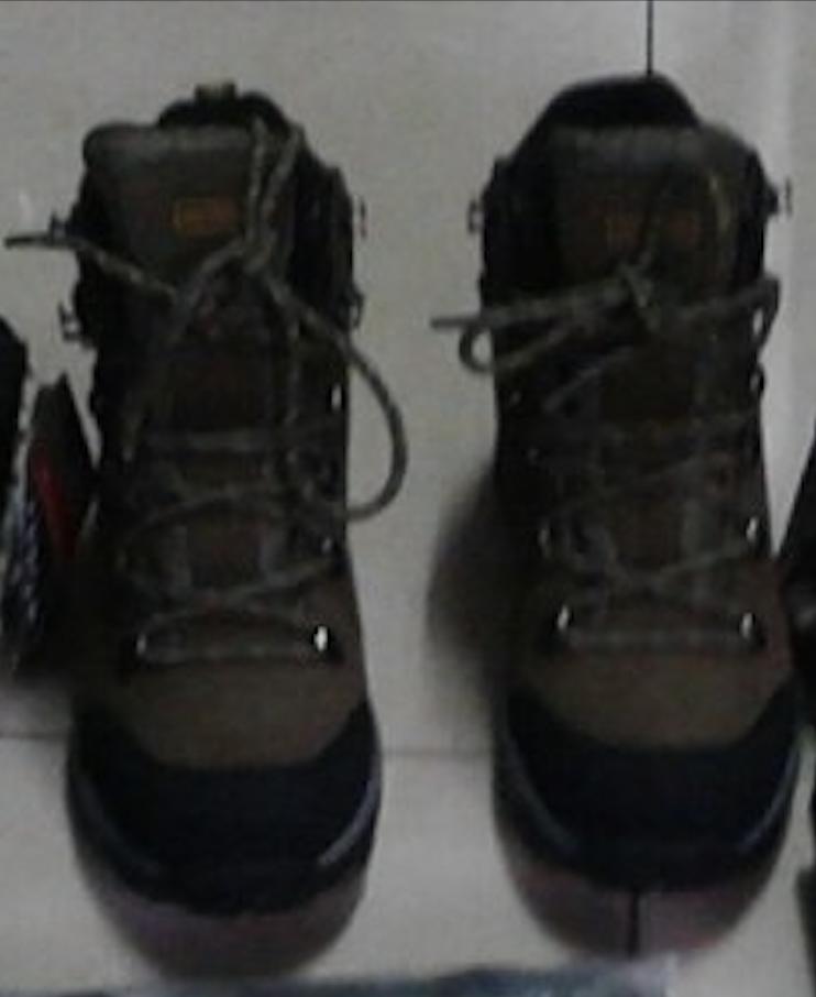 短途徒步旅行如何选必备的装备,徒步旅行需要的装备和注意事项